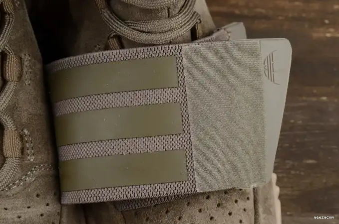 Brown 750 Yeezy adidas Light Boost BY2456 0619